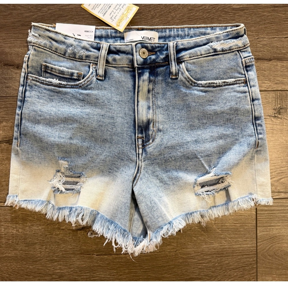 Vervet Rebecca High Rise Distressed‎ Denim Shorts Light Wash Blue Medium NWT